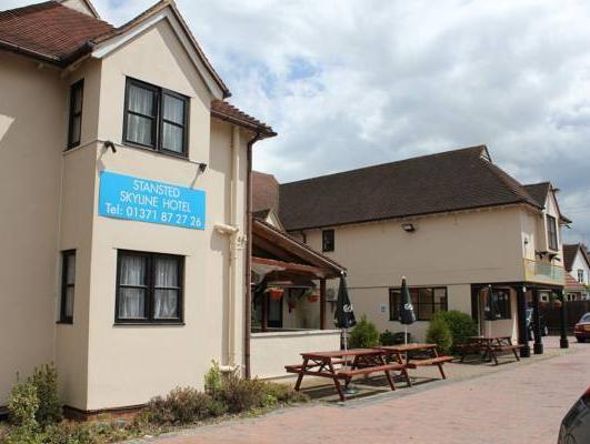 Stansted Skyline Hotel Great Dunmow Exterior foto