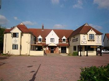 Stansted Skyline Hotel Great Dunmow Exterior foto